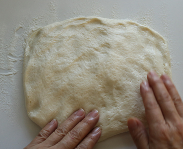 パン作り　パンチの方法